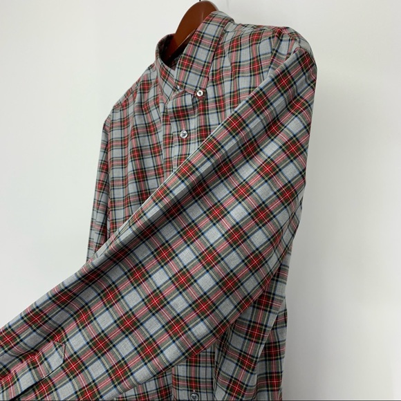 L.L. Bean Plaid Wrinkle Free Slightly Fitted Button Down Long Sleeve Dress Shirt - Picture 7 of 16